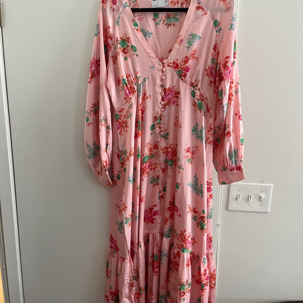 Pink Floral Long Sleeve Maxi Dress